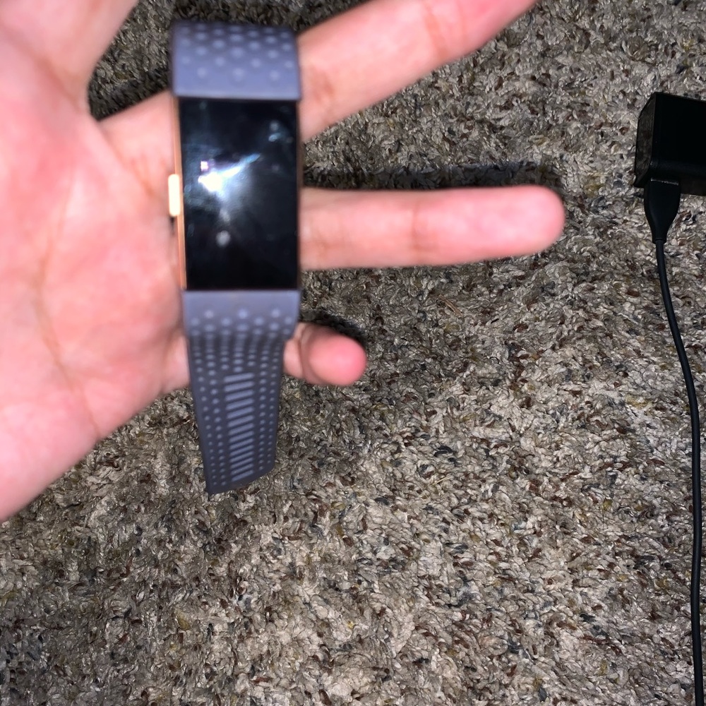 Fit bit charge 2 - Picture 2 of 4